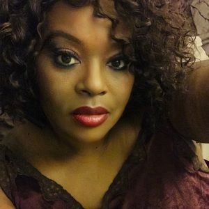 Meet your Posher, Carmen